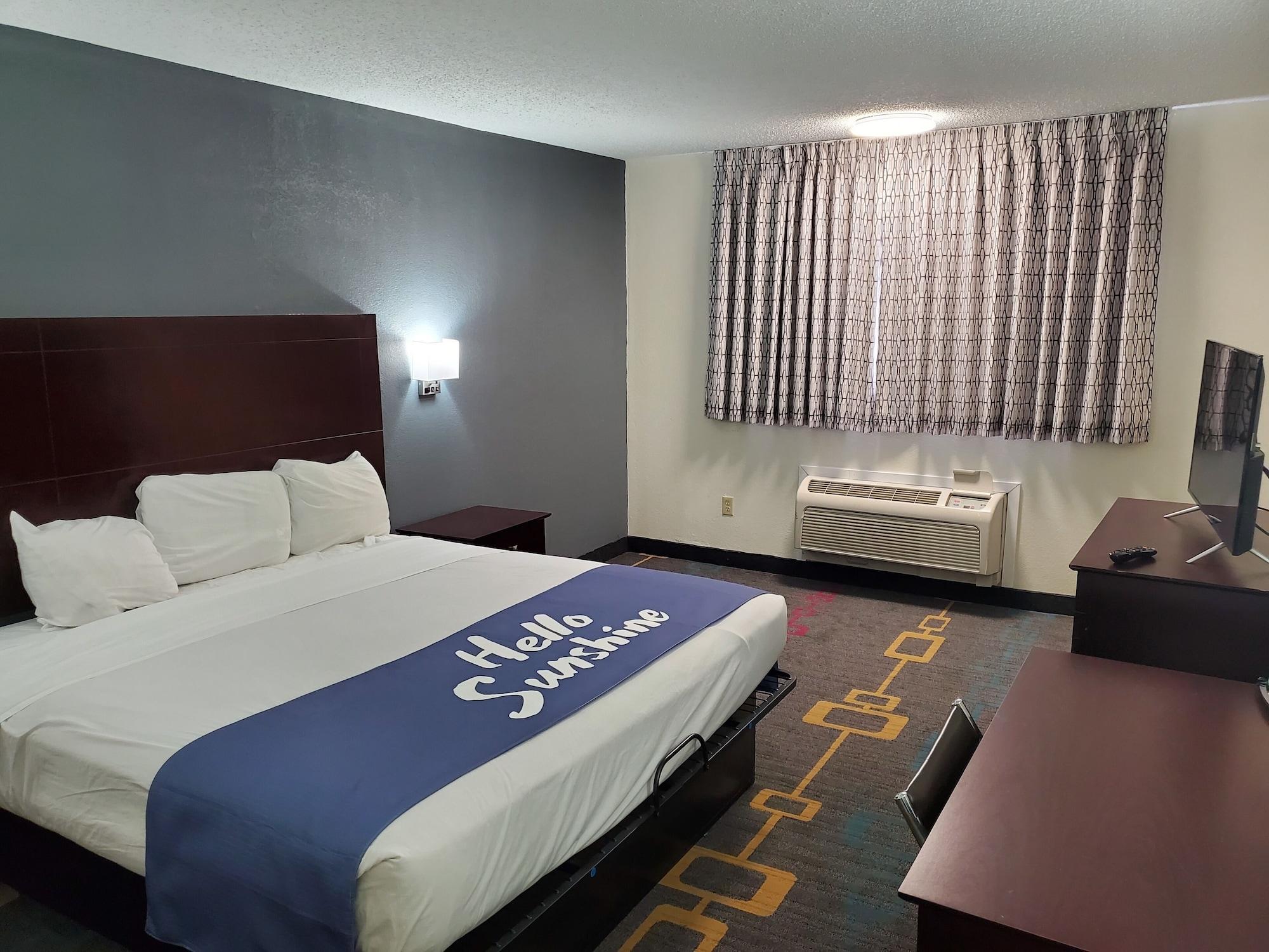 Days Inn By Wyndham לאוטון מראה חיצוני תמונה